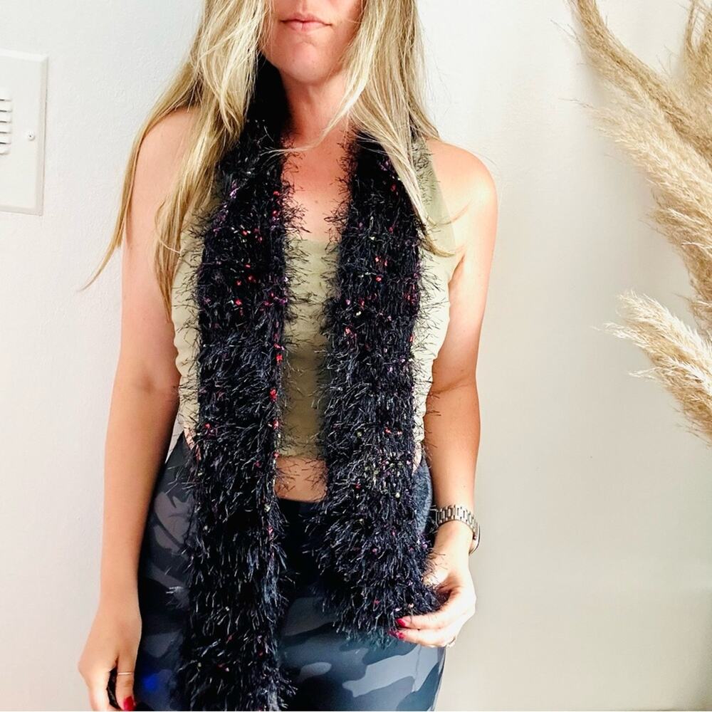 VINTAGE Black Eyelash Textured Knit Yarn Multi Red Strand Scarf Cloth Bib Wrap